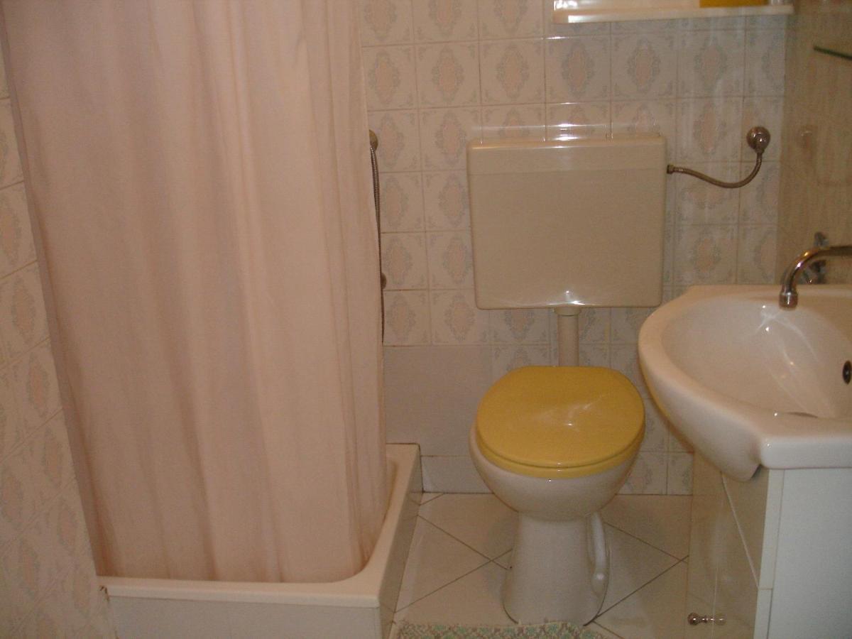 Apartments Lucija Stari Grad  Szoba fotó