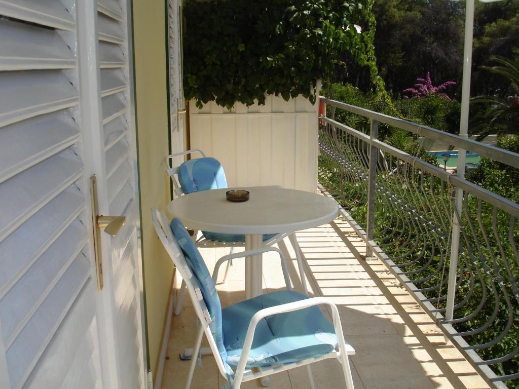 Apartments Lucija Stari Grad  Kültér fotó