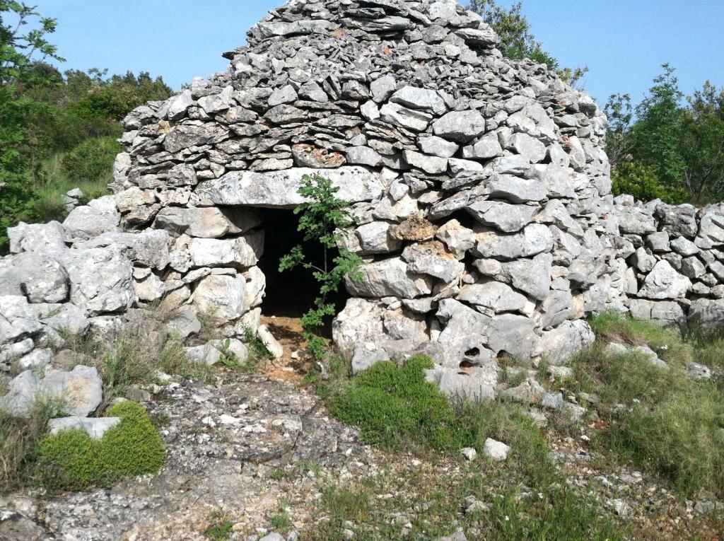 Apartments Lucija Stari Grad  Kültér fotó